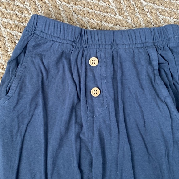 Kate Quinn Bamboo Straight Leg Pants with front button detail - Picture 3 of 6